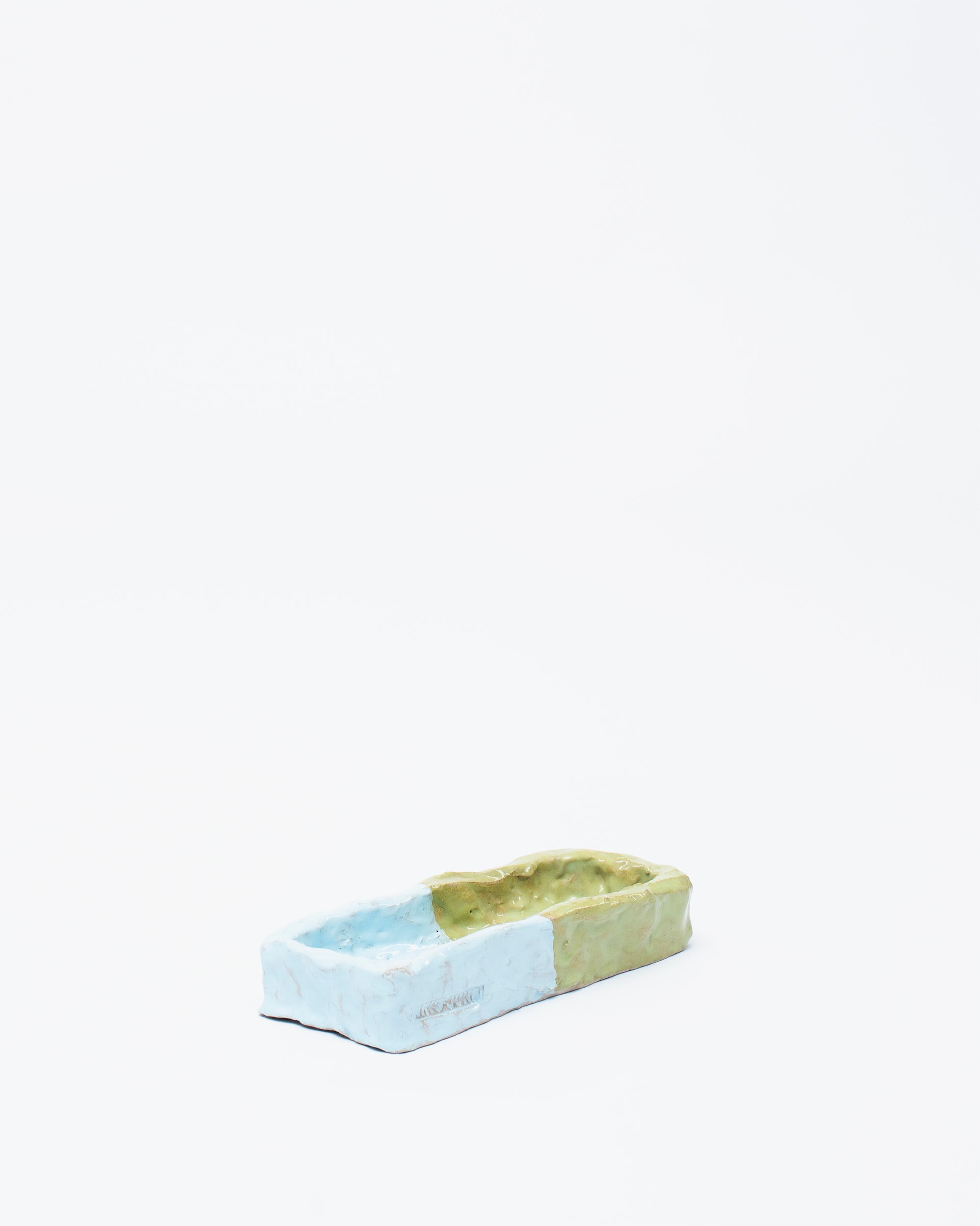 Gadget Base Earthenware