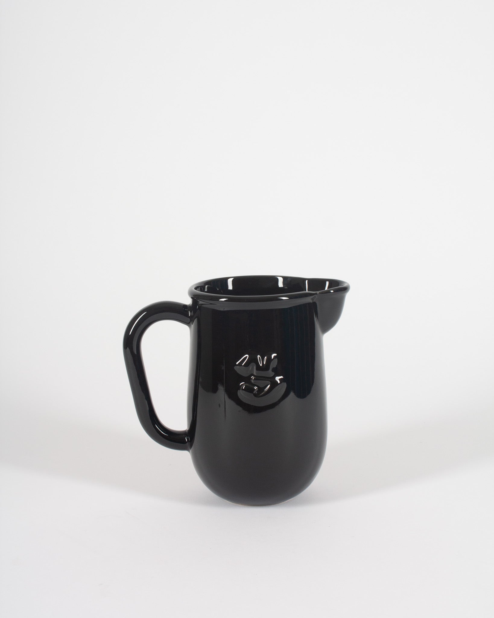 Kantine Pitcher
